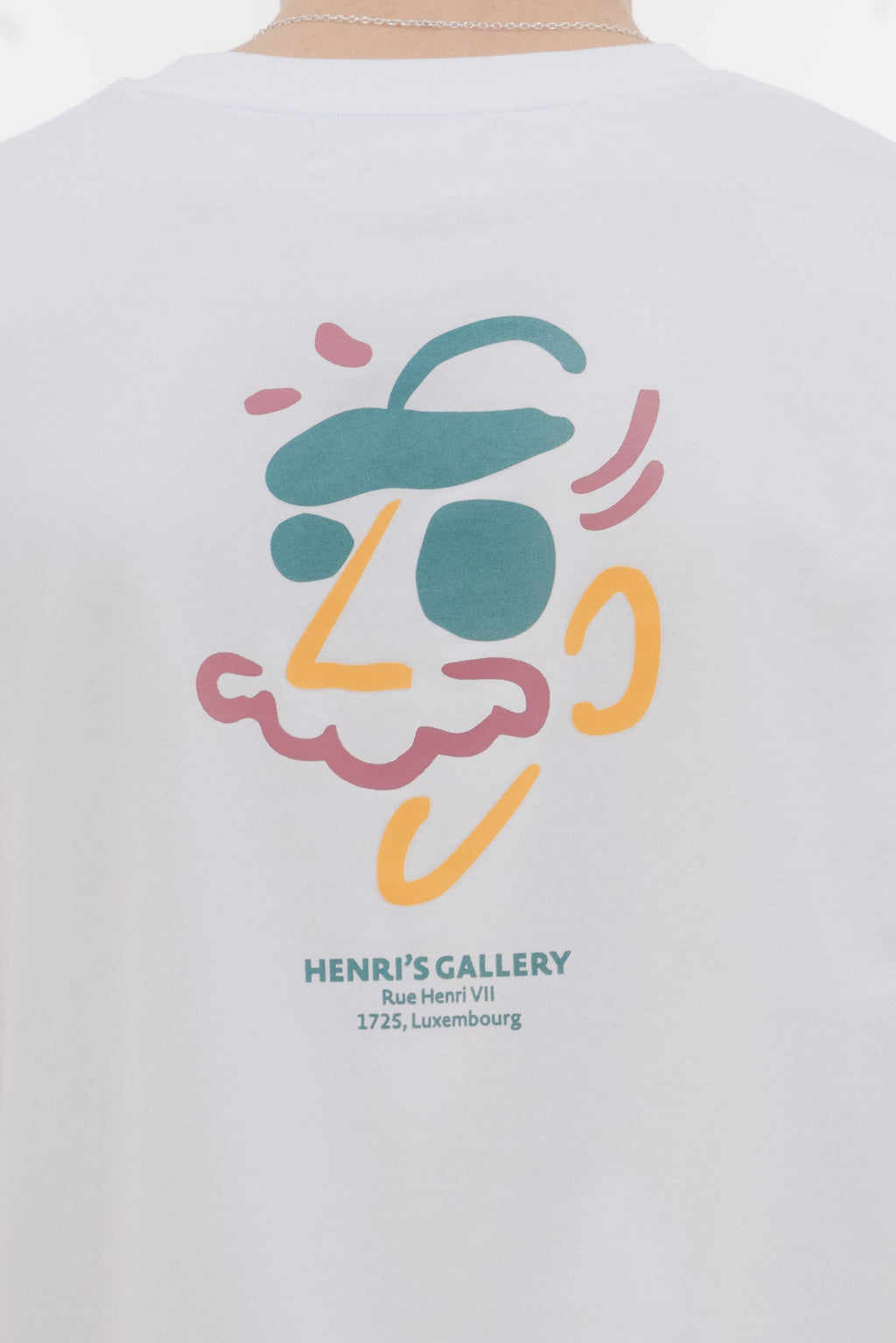 THE SURREALIST T-SHIRT